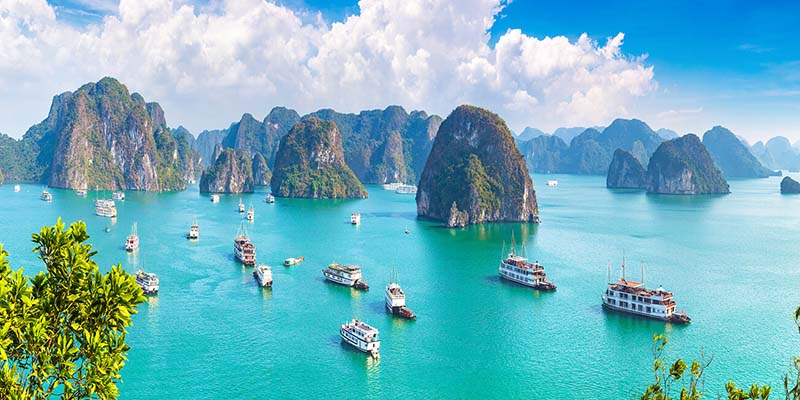 Travel to Quang Ninh destinations during the summer of 2024